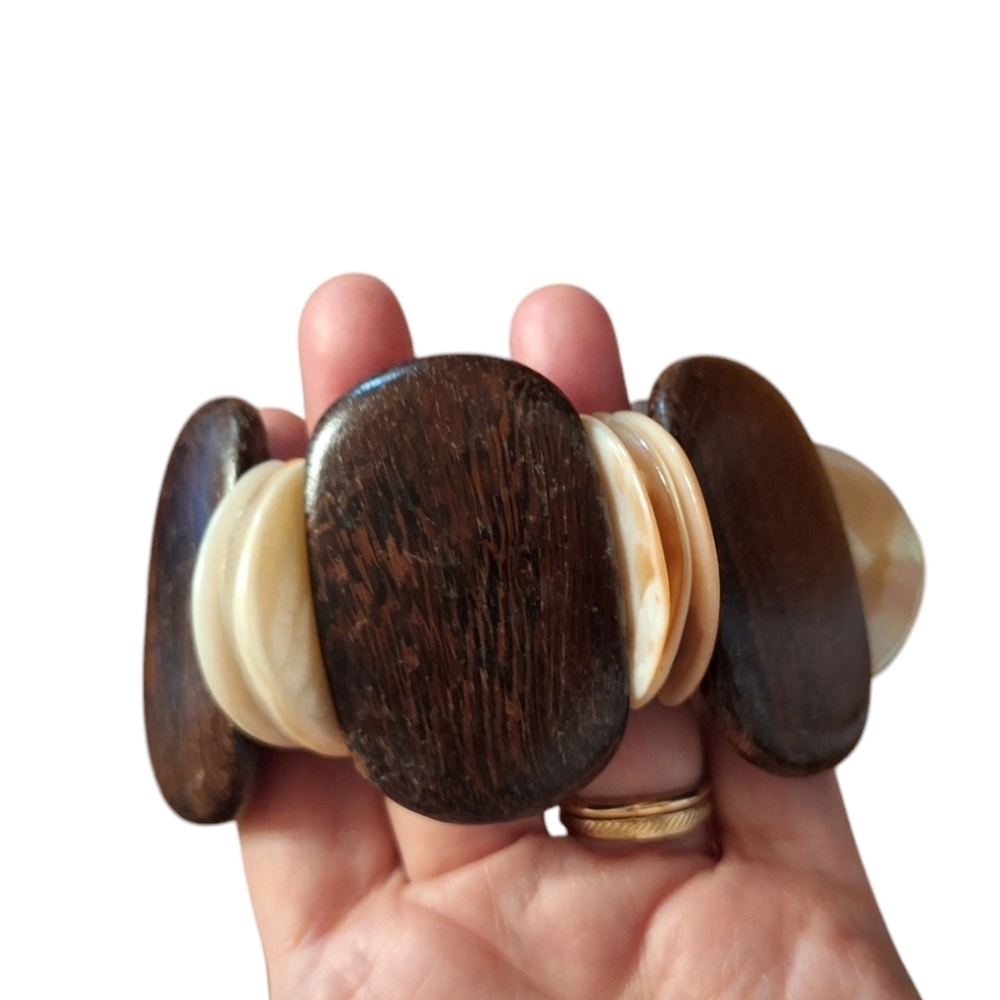 Design by Adina Flattened Wood & Shell Stretchy Bracelet Statement